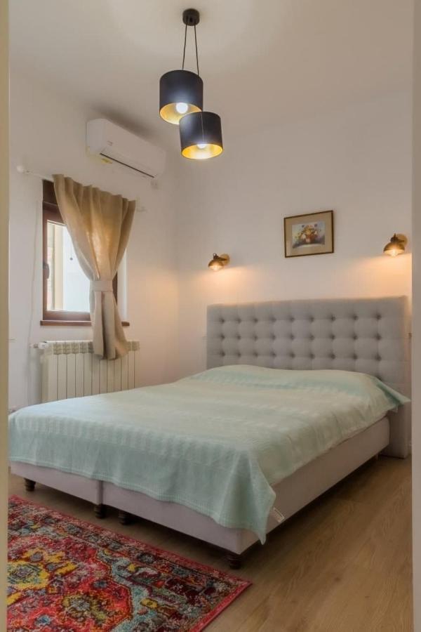 בוקרשט Inova Central Apartment מראה חיצוני תמונה